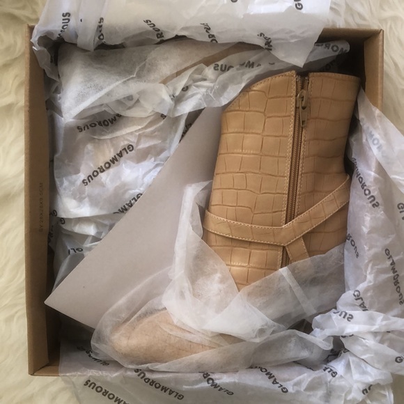 BNIB • ASOS GLAMOROUS Beige Croc Embossed Ankle Boot with Harness Details - Picture 6 of 12